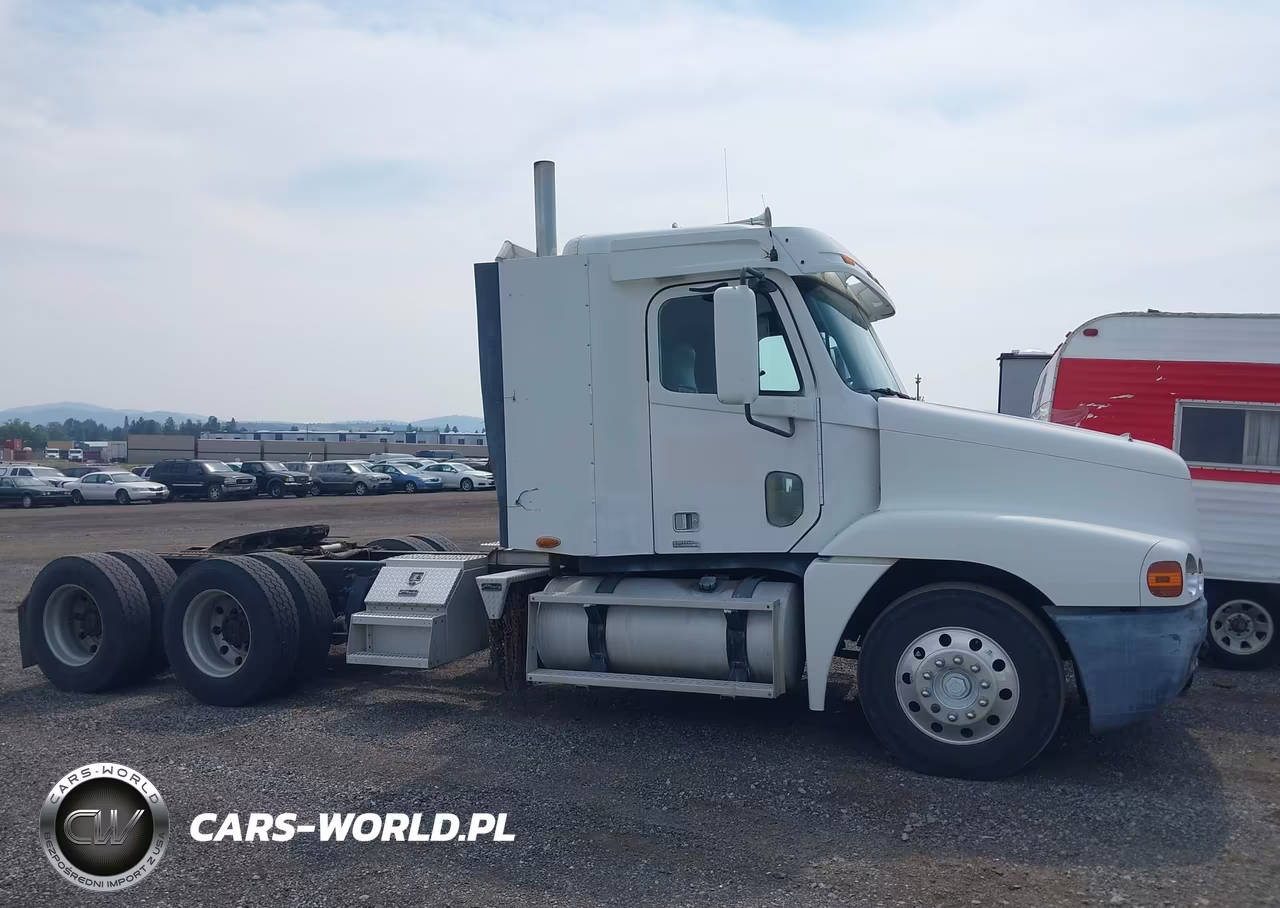 1999 Freightliner Conventional Flc120 VIN:1FUYSDYB8XLA00083 - 17