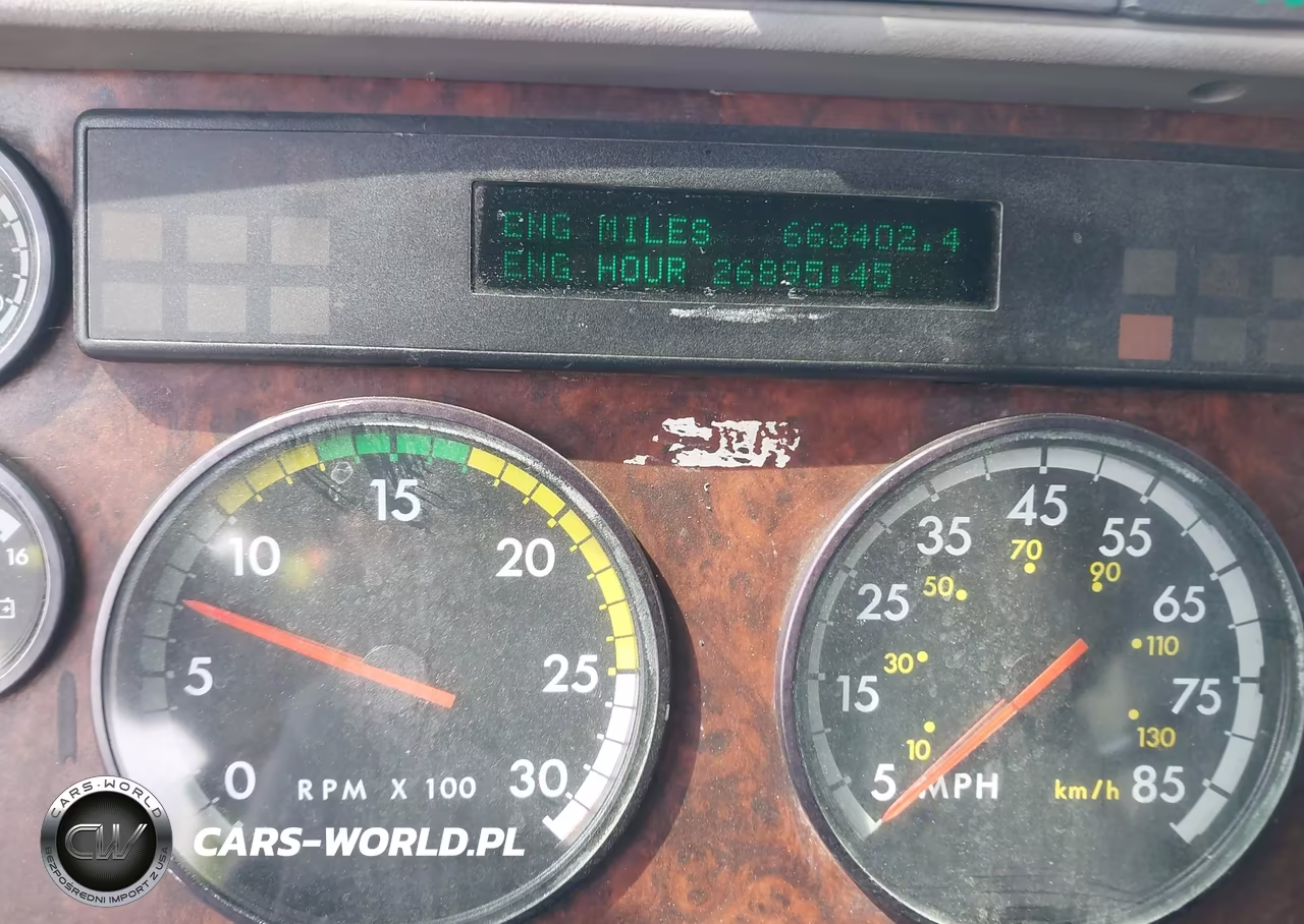 1999 Freightliner Conventional Flc120 VIN:1FUYSDYB8XLA00083 - 7