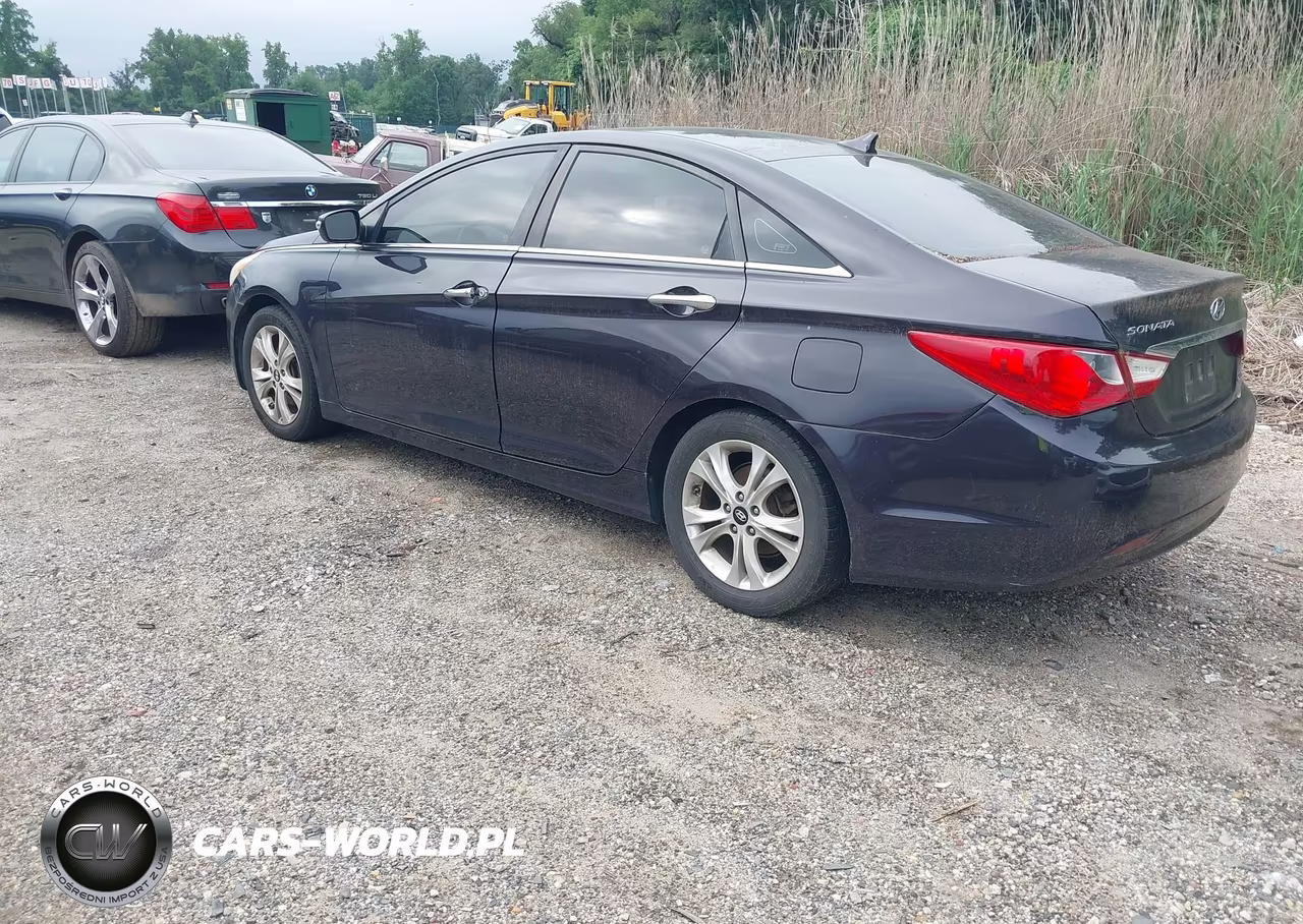 2011 Hyundai Sonata Limited VIN:5NPEC4AC4BH176634 - 3