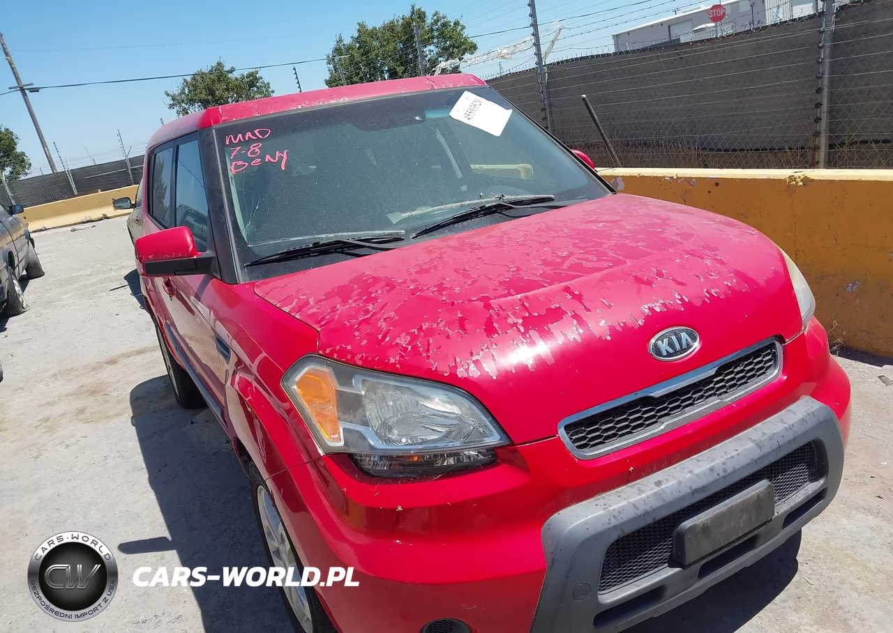 2011 Kia Soul +