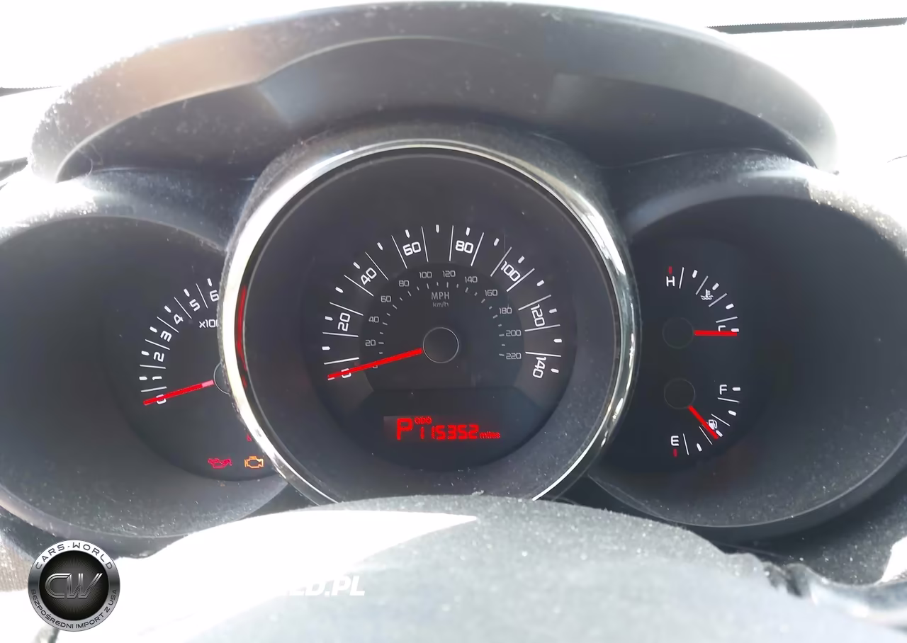 2011 Kia Soul + VIN:KNDJT2A24B7239052 - 7