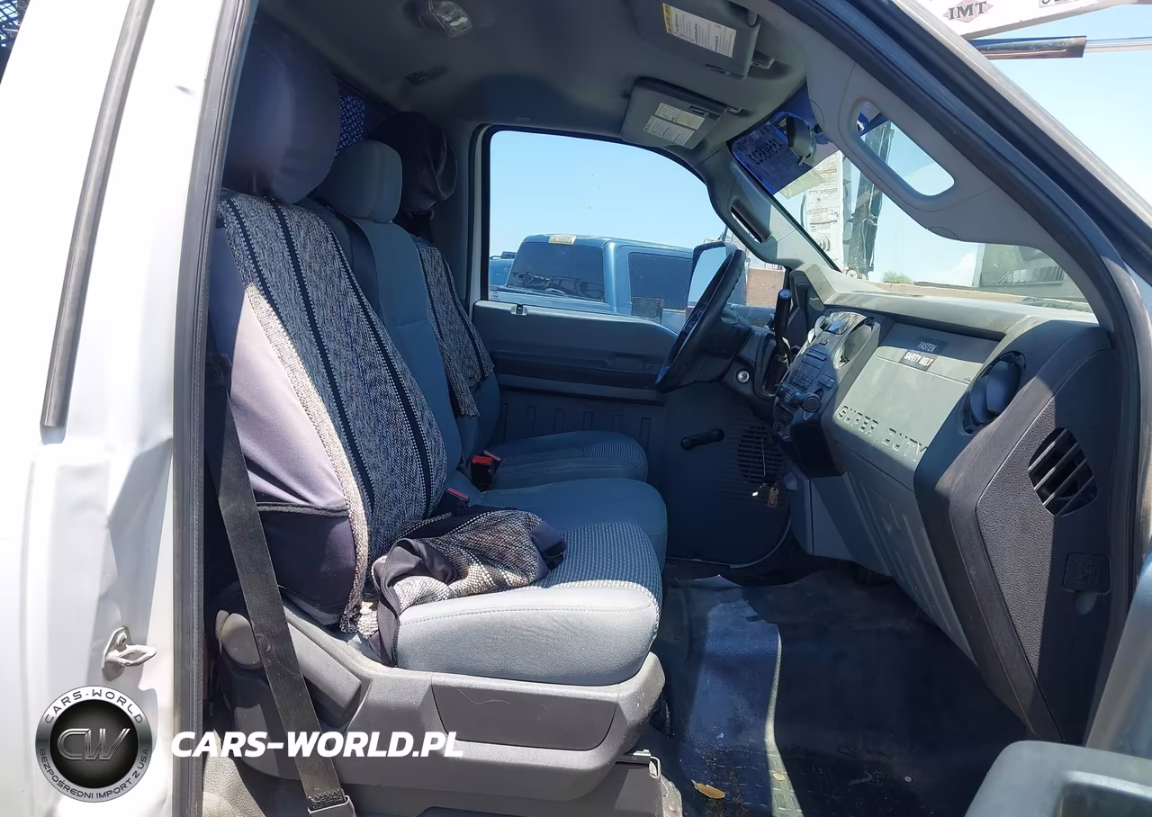 2013 Ford F-550 Chassis Xl VIN:1FDUF5GT5DEB78830 - 8