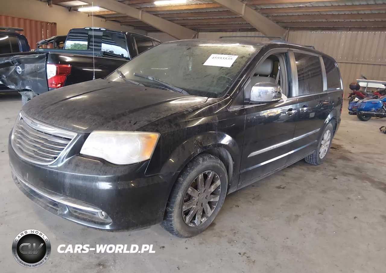 2011 Chrysler Town & Country Touring-L VIN:2A4RR8DG0BR747104 - 2