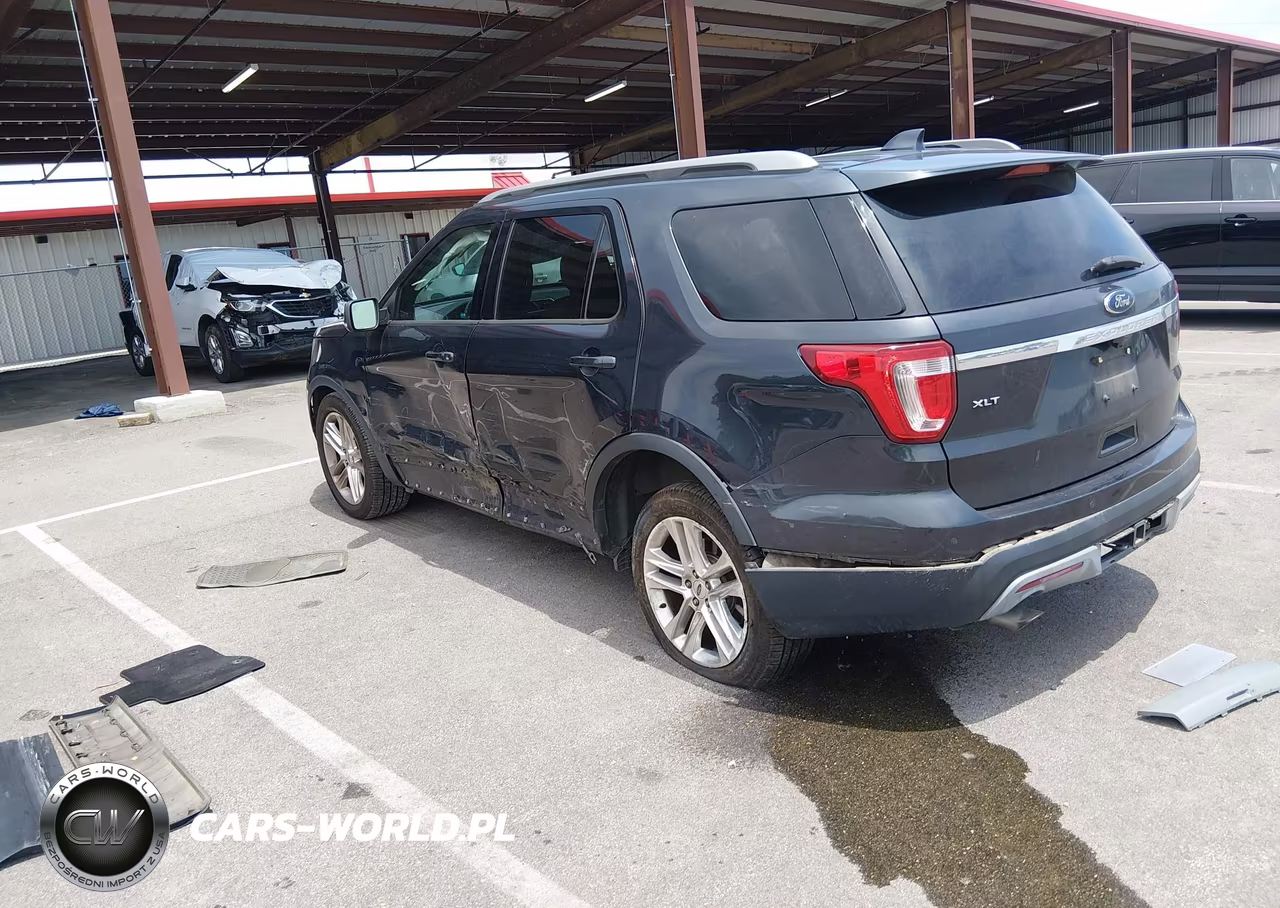 2017 Ford Explorer Xlt VIN:1FM5K7D85HGB03857 - 3
