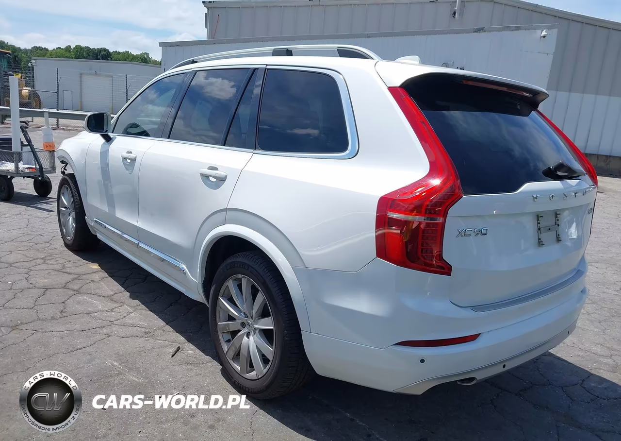 2018 Volvo Xc90 T6 Momentum VIN:YV4A22PK7J1323942 - 3