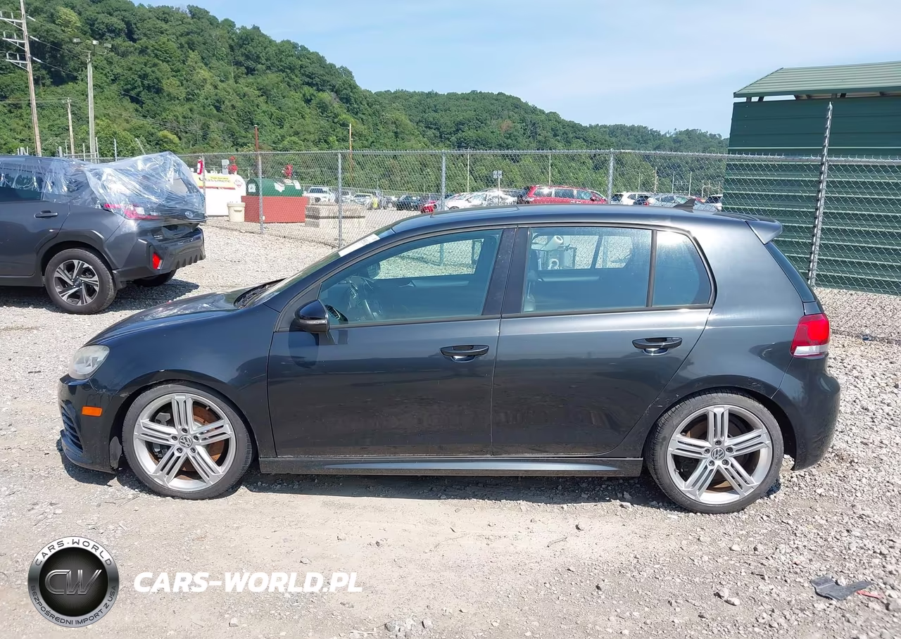 2013 Volkswagen Golf R 4-Door VIN:WVWPF7AJ0DW023486 - 14