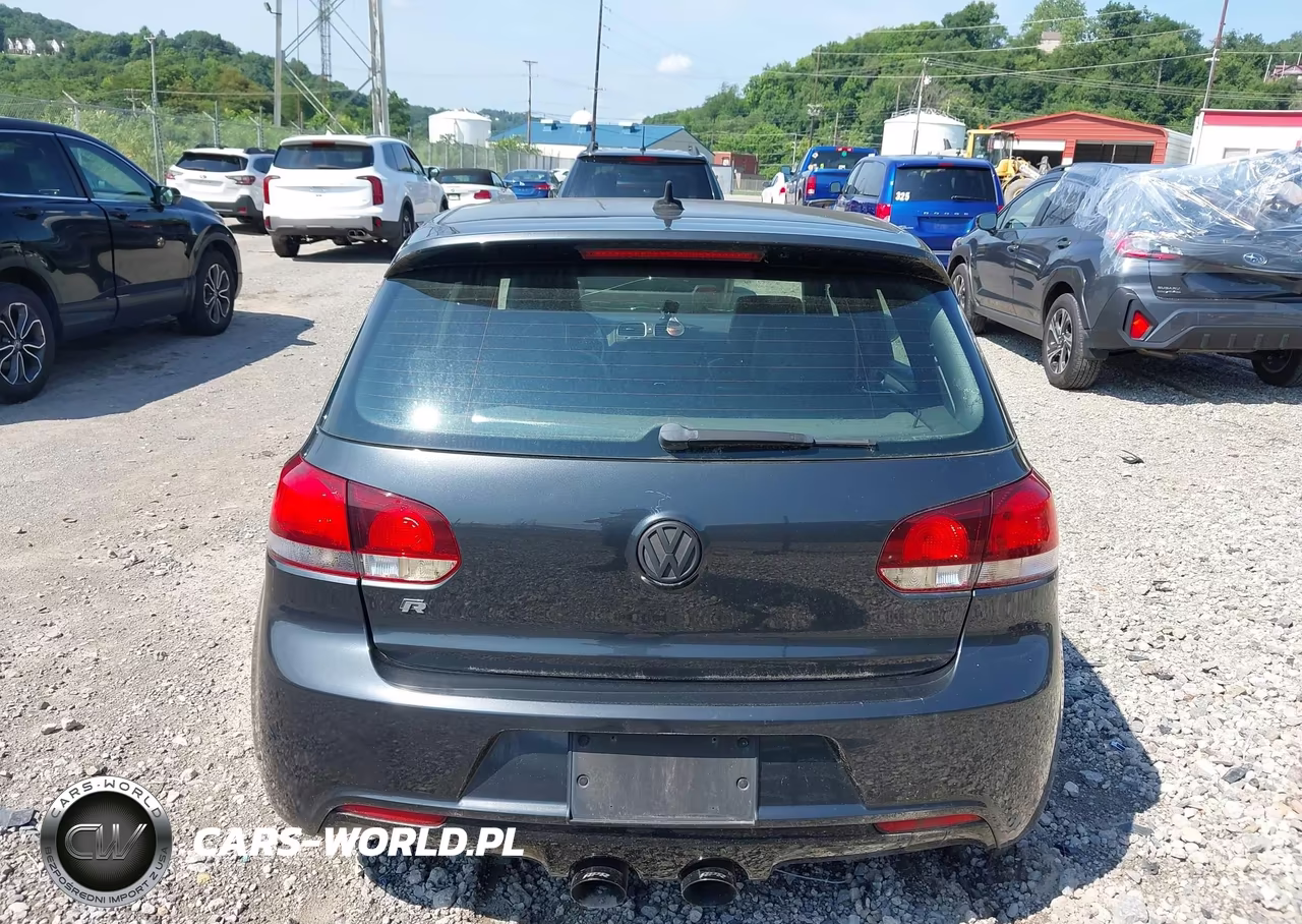 2013 Volkswagen Golf R 4-Door VIN:WVWPF7AJ0DW023486 - 16