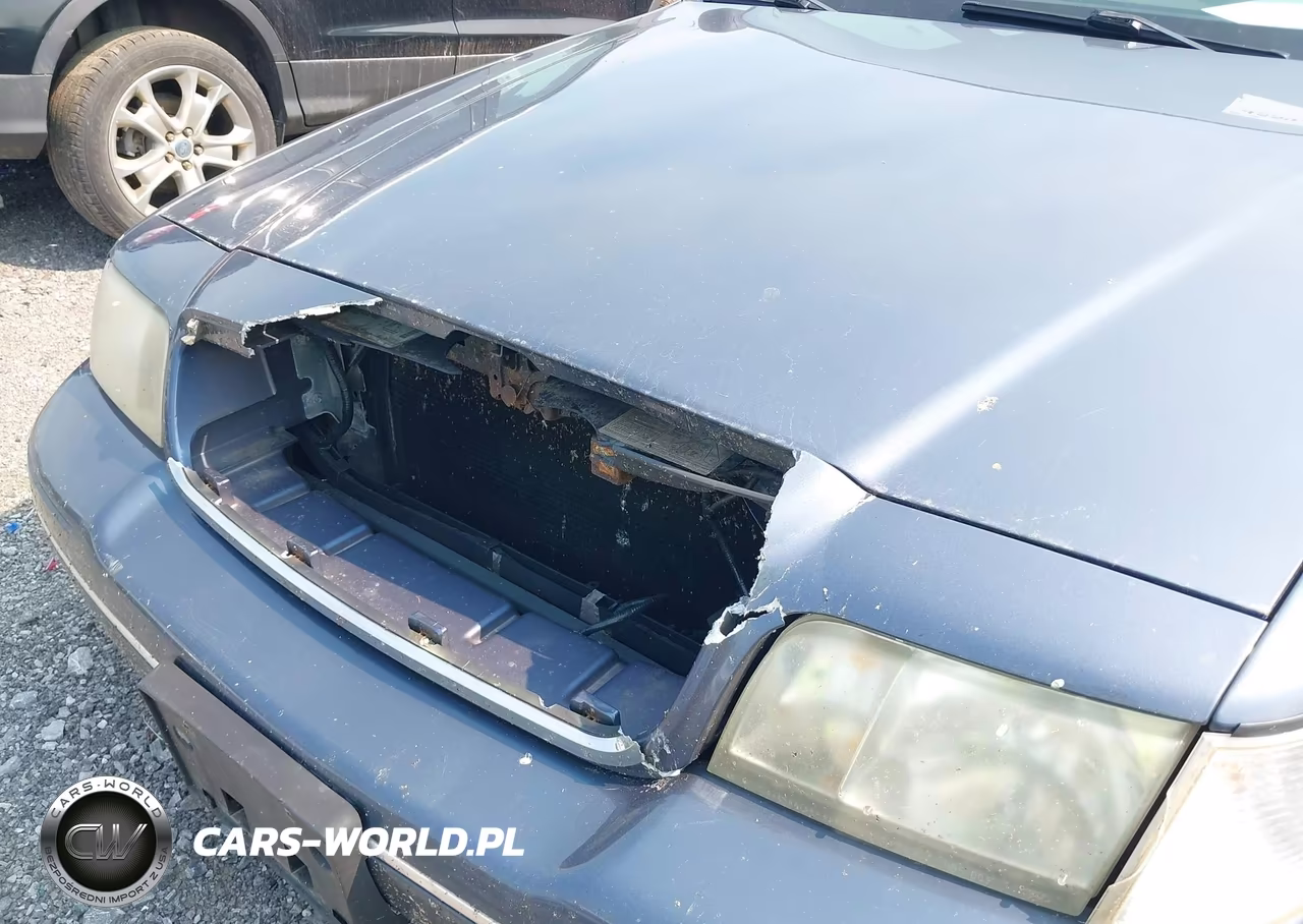 1998 Ford Crown Victoria VIN:2FAFP73W4WX180680 - 6