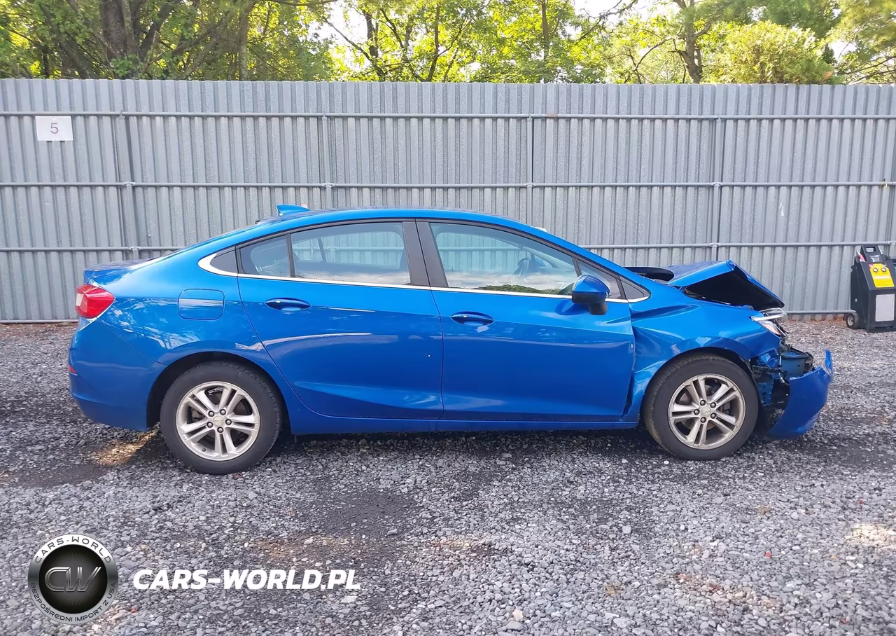 2017 Chevrolet Cruze Lt Auto VIN:1G1BE5SM9H7195003 - 13