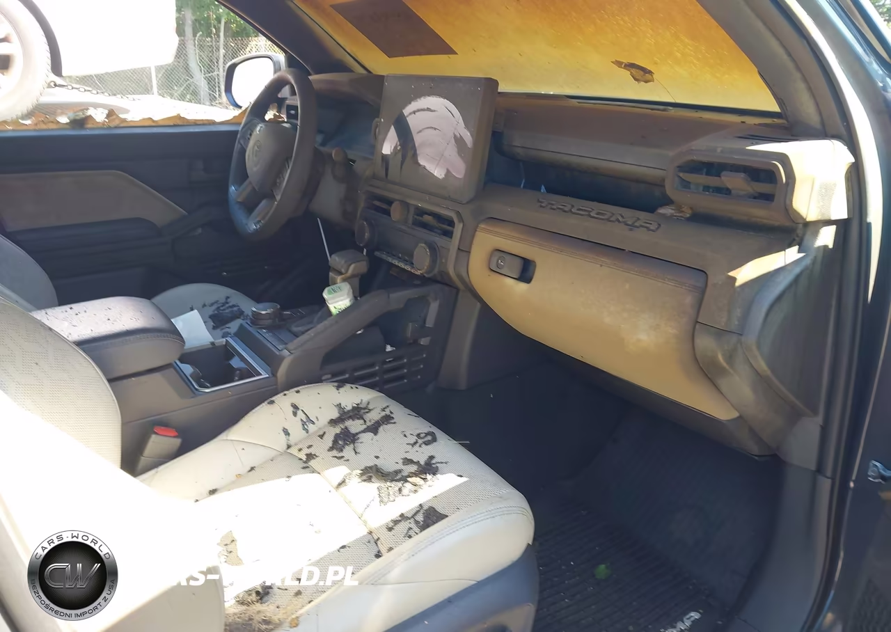 2026 Toyota Tacoma Limited VIN:3TMLB5JN6TM239147 - 5