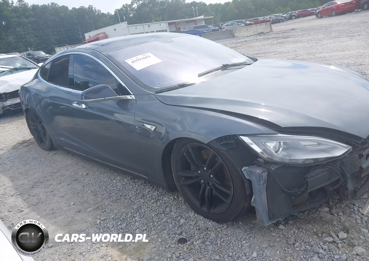 2013 Tesla Model S VIN:5YJSA1CN6DFP08389 - 12