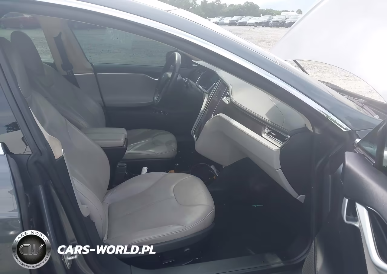 2013 Tesla Model S VIN:5YJSA1CN6DFP08389 - 5