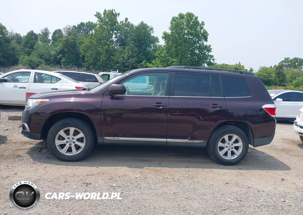 2012 Toyota Highlander Base V6 VIN:5TDBK3EH2CS104655 - 13