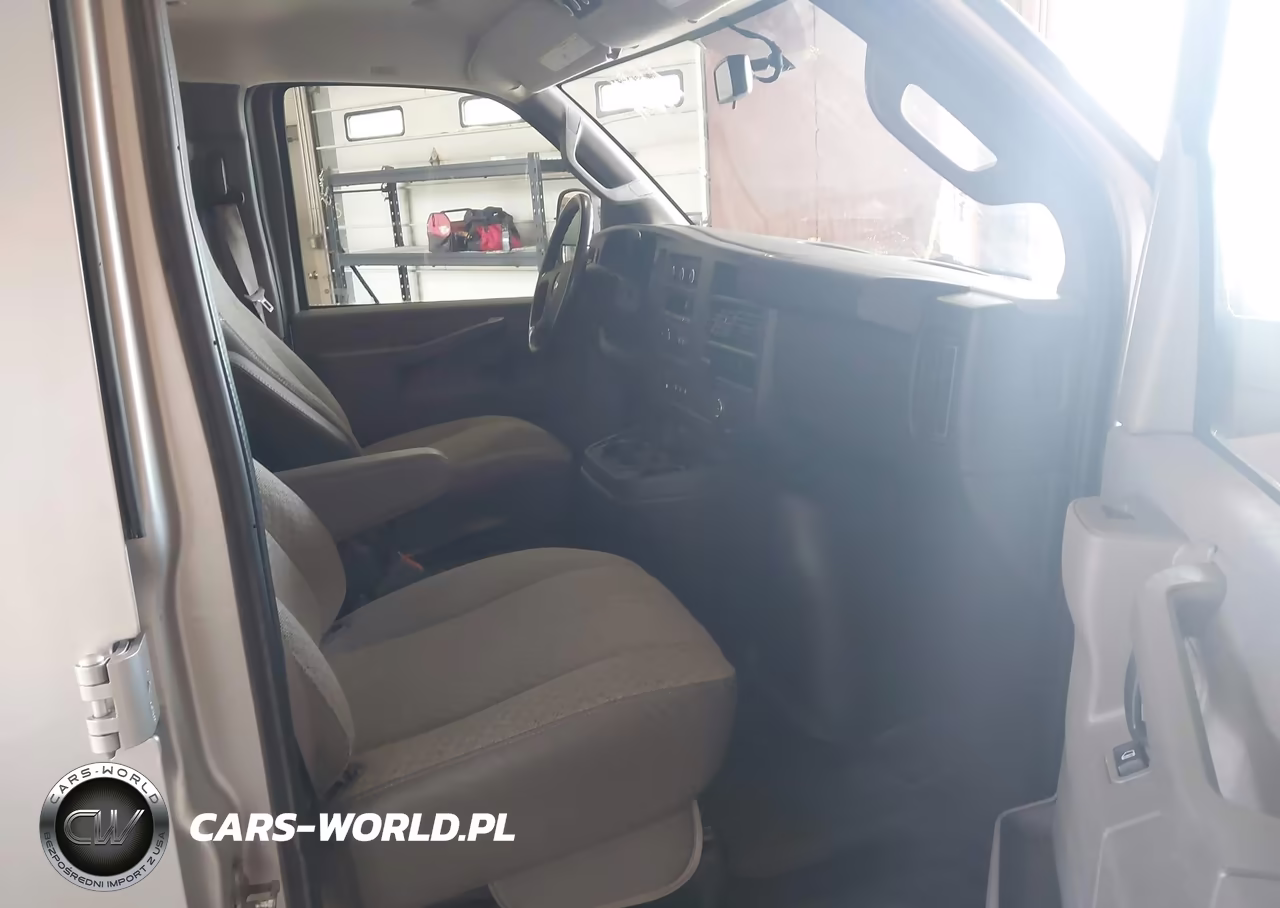 2020 Chevrolet Express Passenger Rwd 3500 Extended Wheelbase Ls VIN:1GAZGNFP6L1256753 - 5