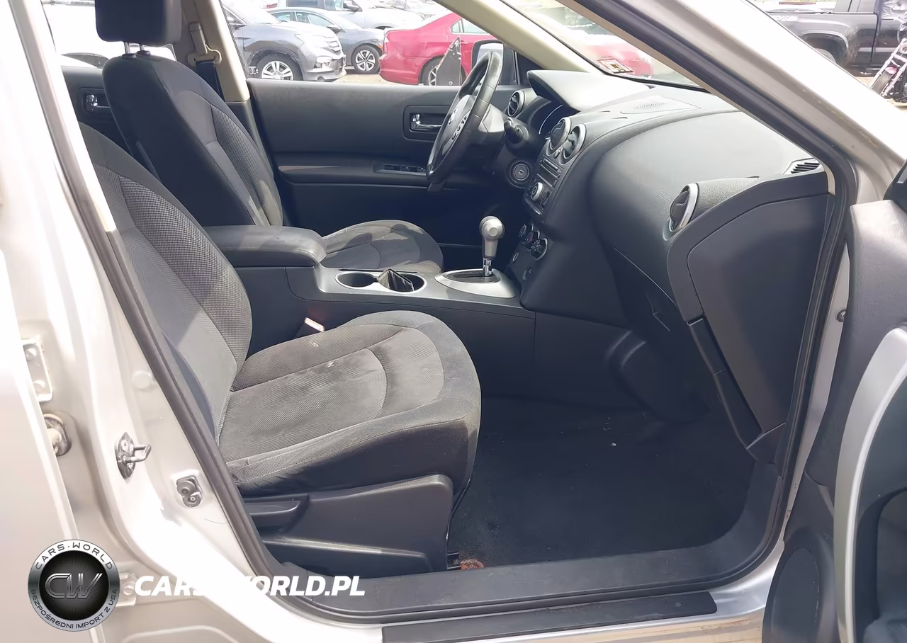 2011 Nissan Rogue S VIN:JN8AS5MV9BW666201 - 5