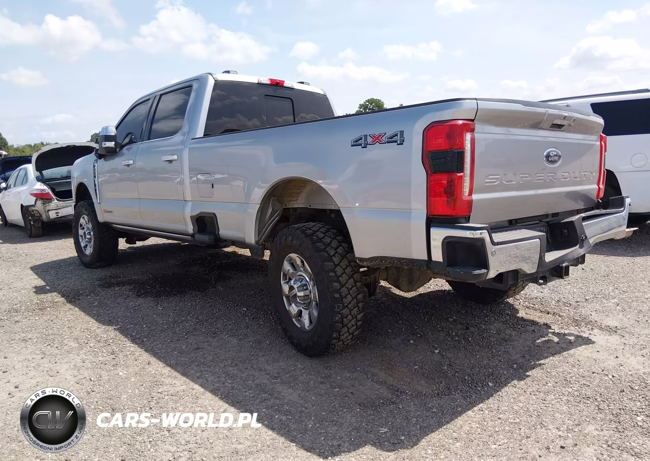 2023 Ford F-250 Lariat VIN:1FT8W2BMXPEC80150 - 3