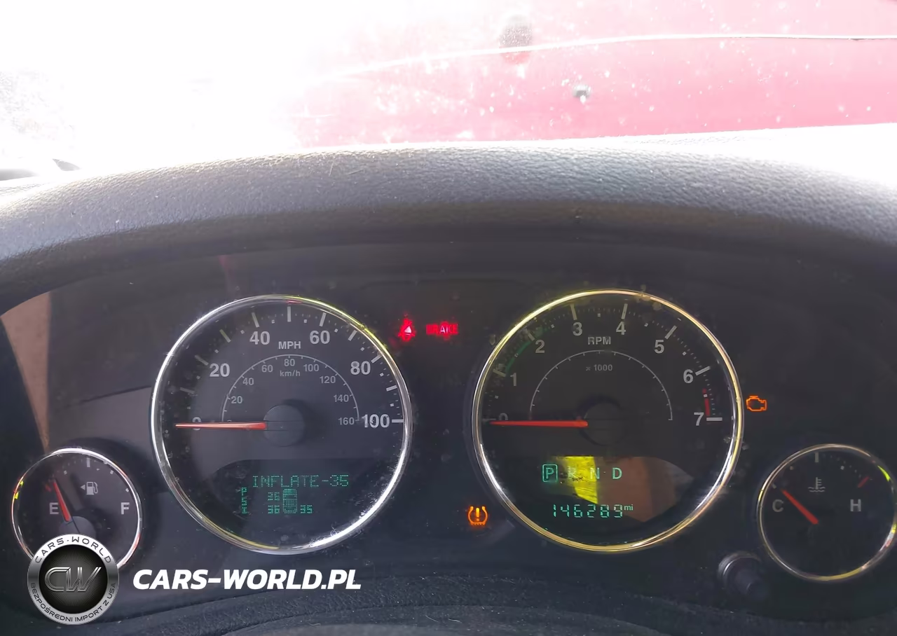 2017 Jeep Wrangler Unlimited Sport VIN:1C4BJWDG7HL579692 - 7