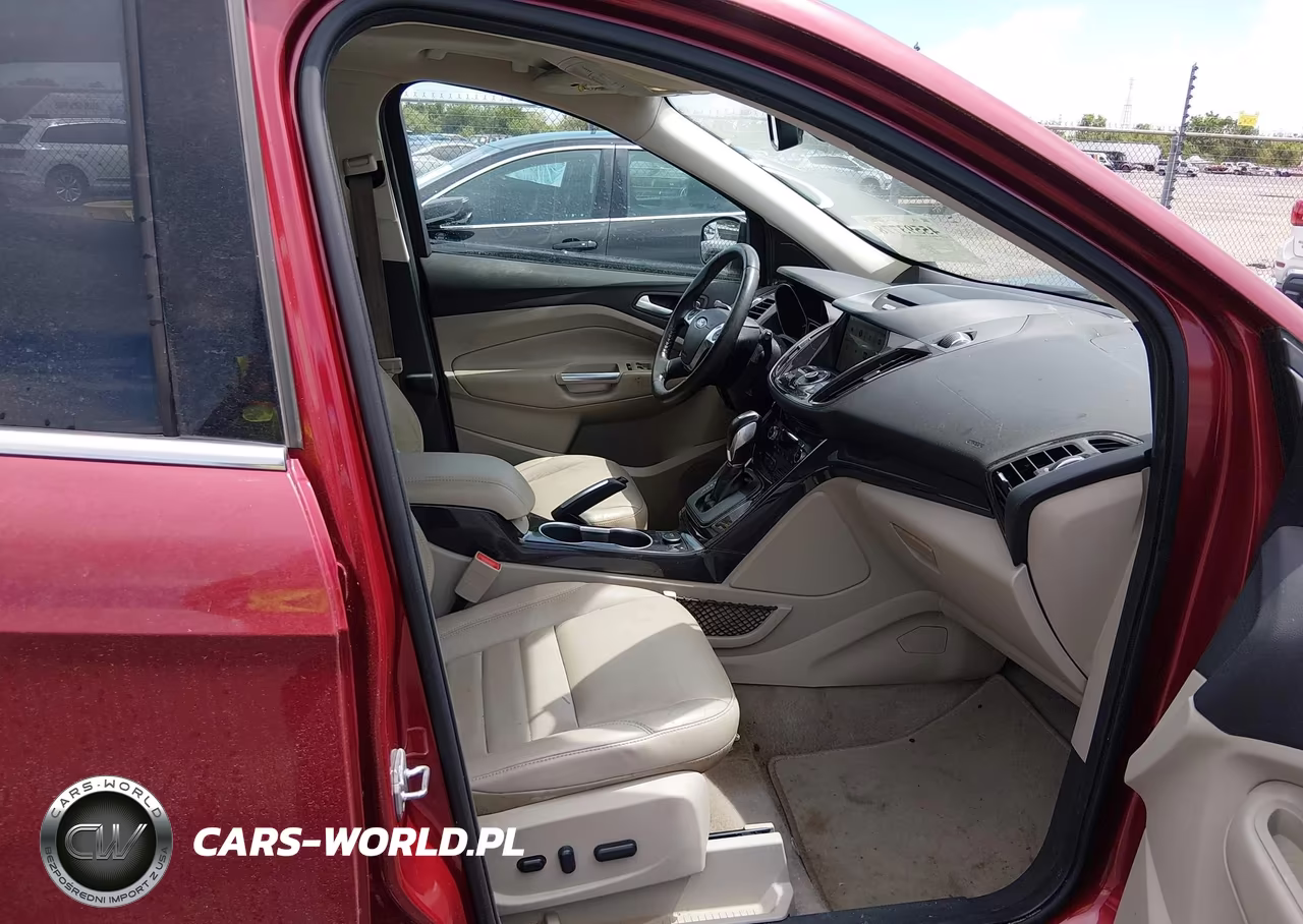 2016 Ford Escape Titanium VIN:1FMCU9J98GUC63385 - 5