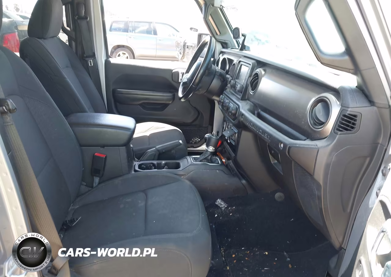 2020 Jeep Wrangler Unlimited Sport S 4X4 VIN:1C4HJXDG8LW284415 - 5