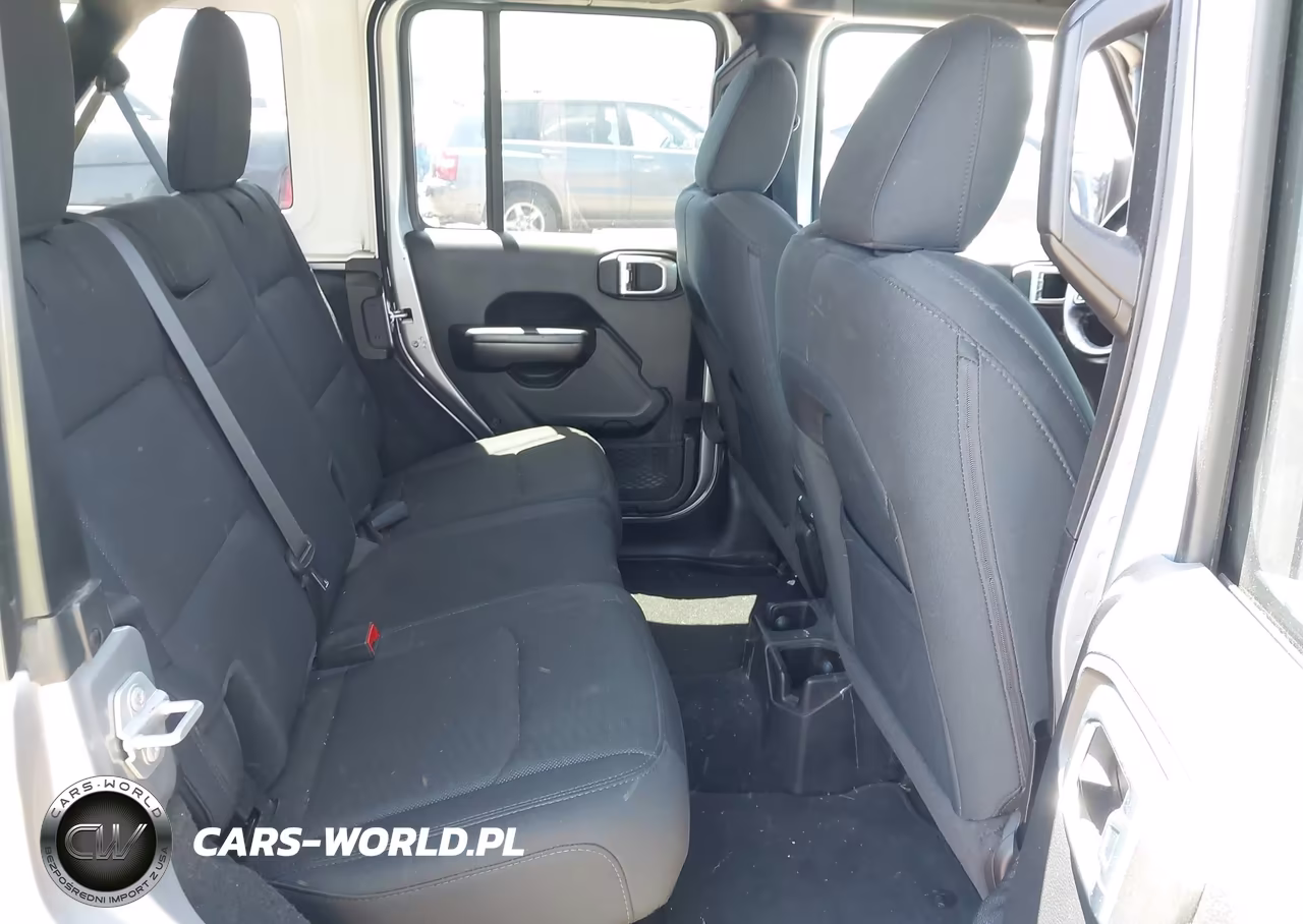 2020 Jeep Wrangler Unlimited Sport S 4X4 VIN:1C4HJXDG8LW284415 - 8