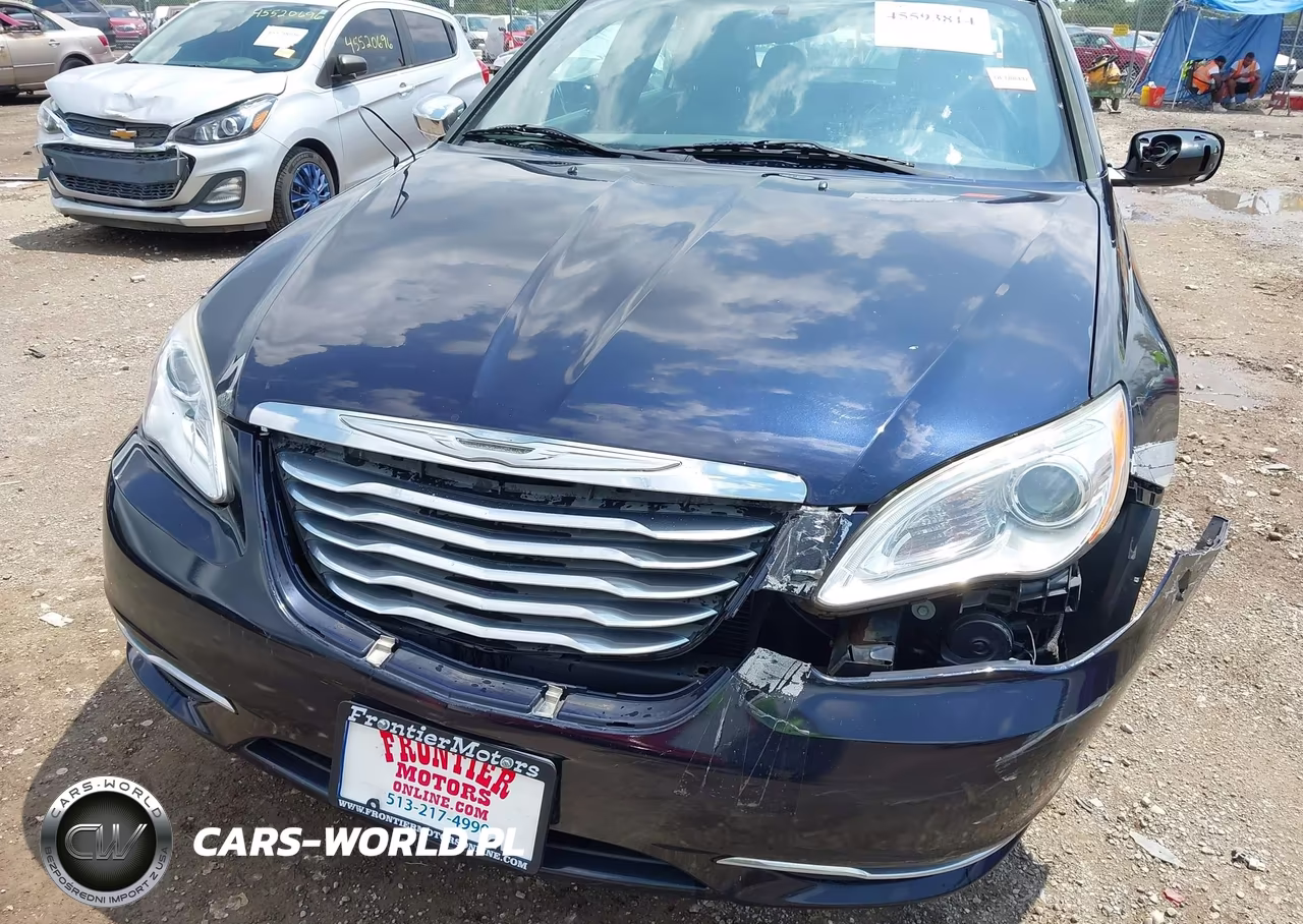 2012 Chrysler 200 Limited VIN:1C3CCBCB1CN123833 - 6