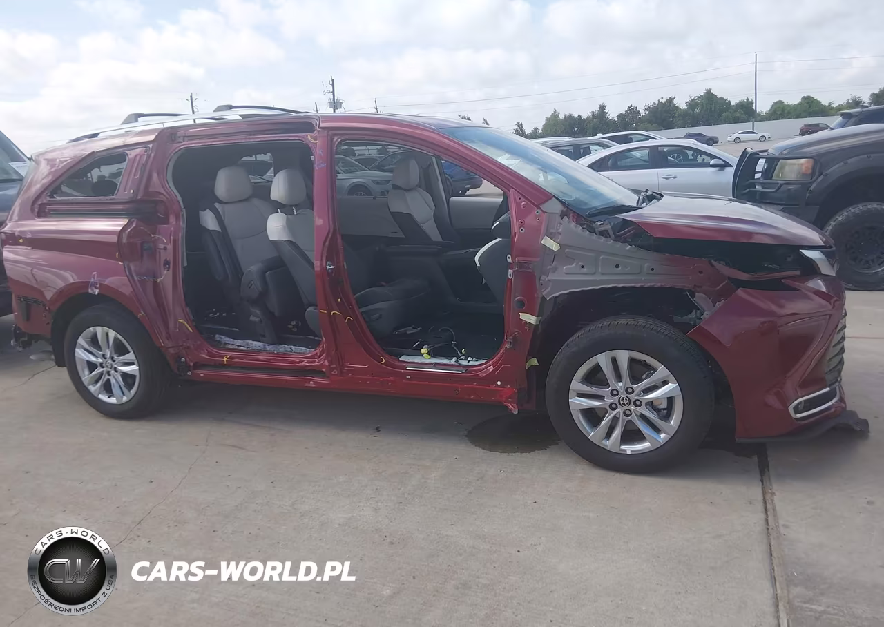2026 Toyota Sienna Limited VIN:5TDZRKEC1TS306329 - 13
