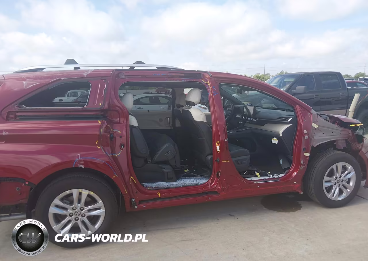2026 Toyota Sienna Limited VIN:5TDZRKEC1TS306329 - 6