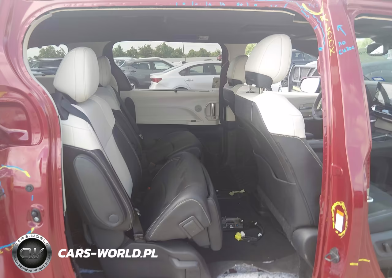 2026 Toyota Sienna Limited VIN:5TDZRKEC1TS306329 - 8
