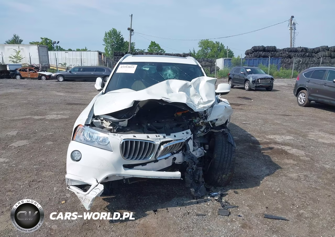 2012 BMW X3 xDrive28I VIN:5UXWX5C52CL724669 - 12