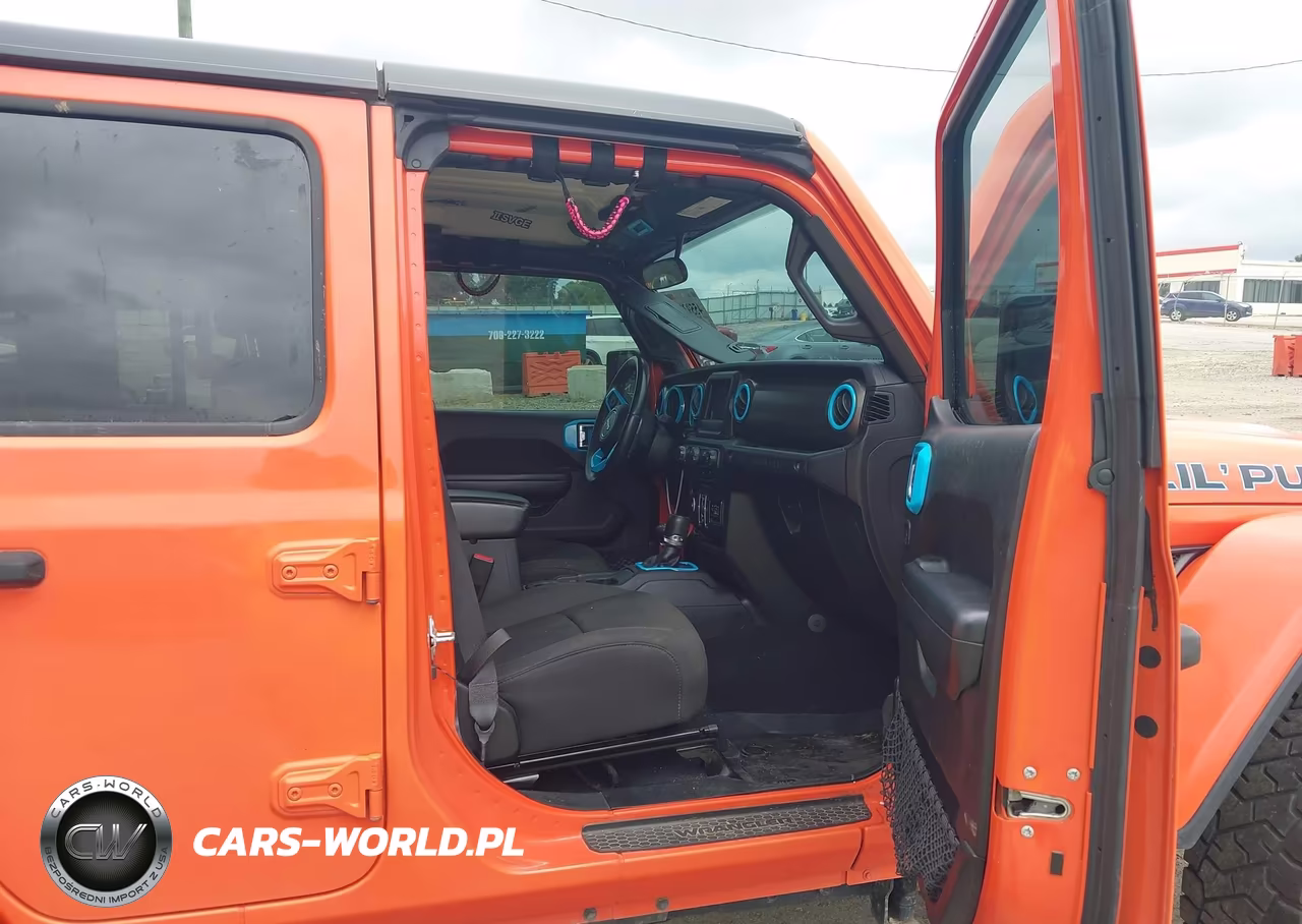 2018 Jeep Wrangler Unlimited Sport S 4X4 VIN:1C4HJXDN6JW196863 - 5