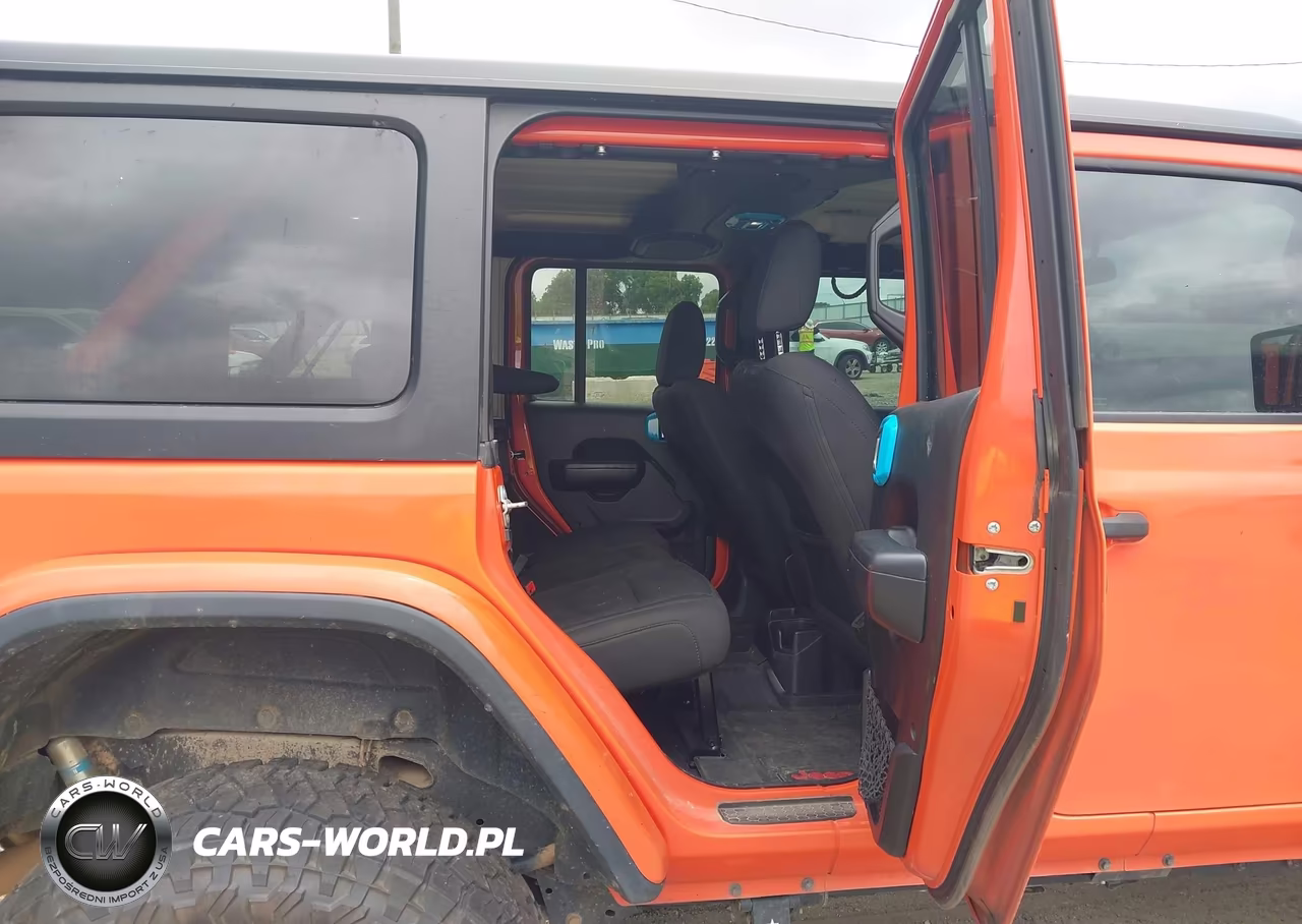 2018 Jeep Wrangler Unlimited Sport S 4X4 VIN:1C4HJXDN6JW196863 - 8
