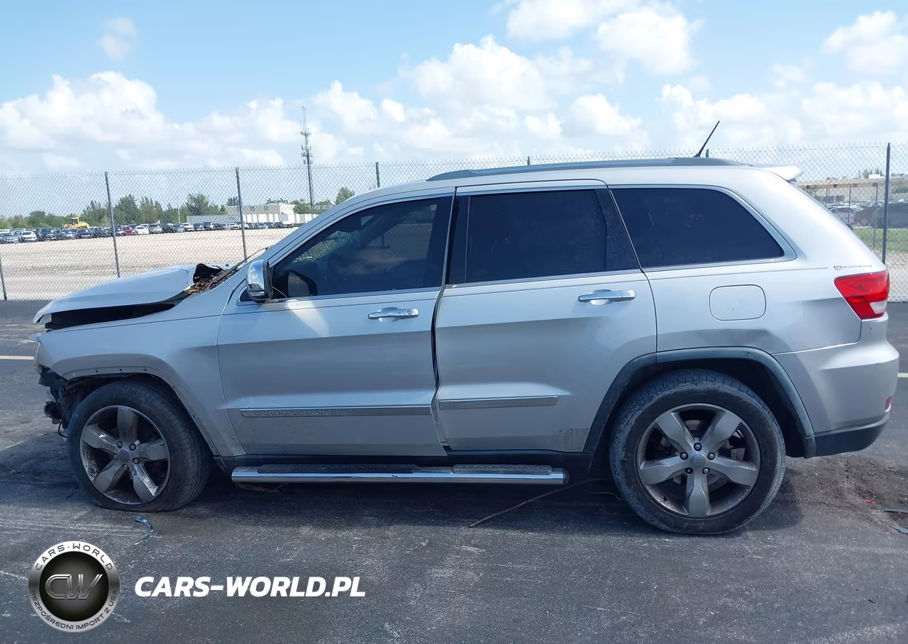 2012 Jeep Grand Cherokee Overland VIN:1C4RJECT2CC281857 - 14