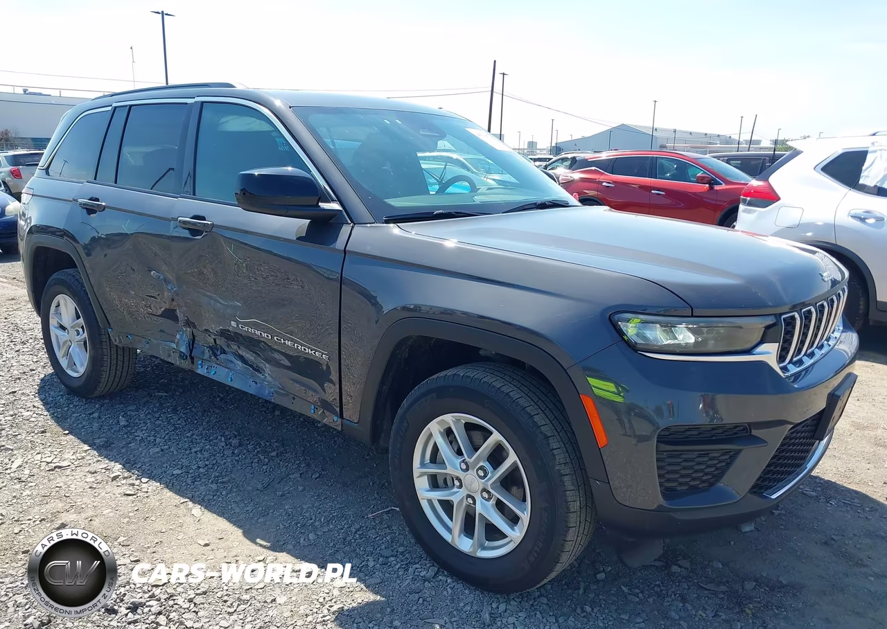 2025 Jeep Grand Cherokee Laredo X 4X4 VIN:1C4RJHAG8SC285644 - 1