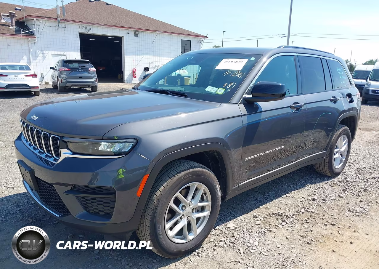 2025 Jeep Grand Cherokee Laredo X 4X4 VIN:1C4RJHAG8SC285644 - 2