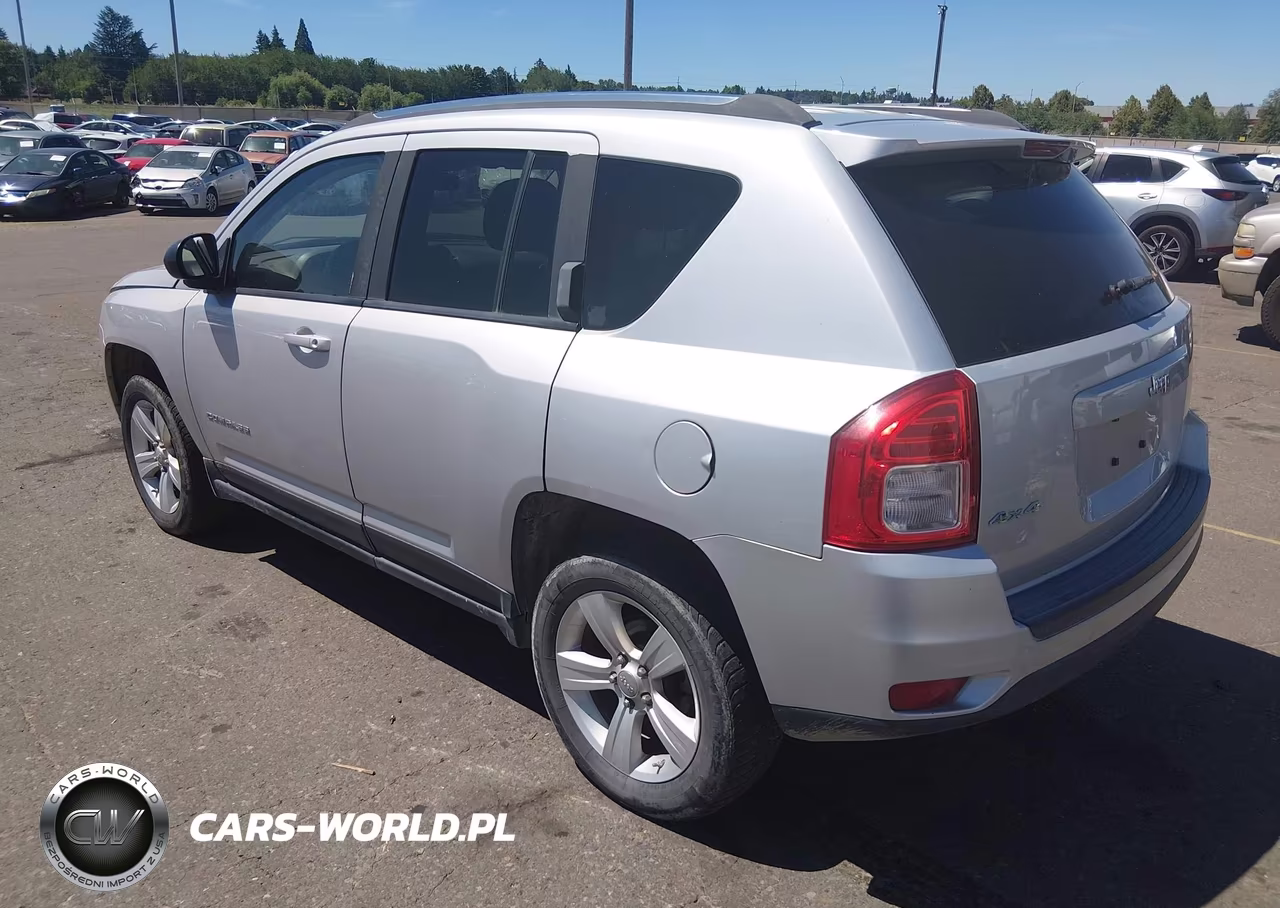 2012 Jeep Compass Sport VIN:1C4NJDBB3CD705686 - 3