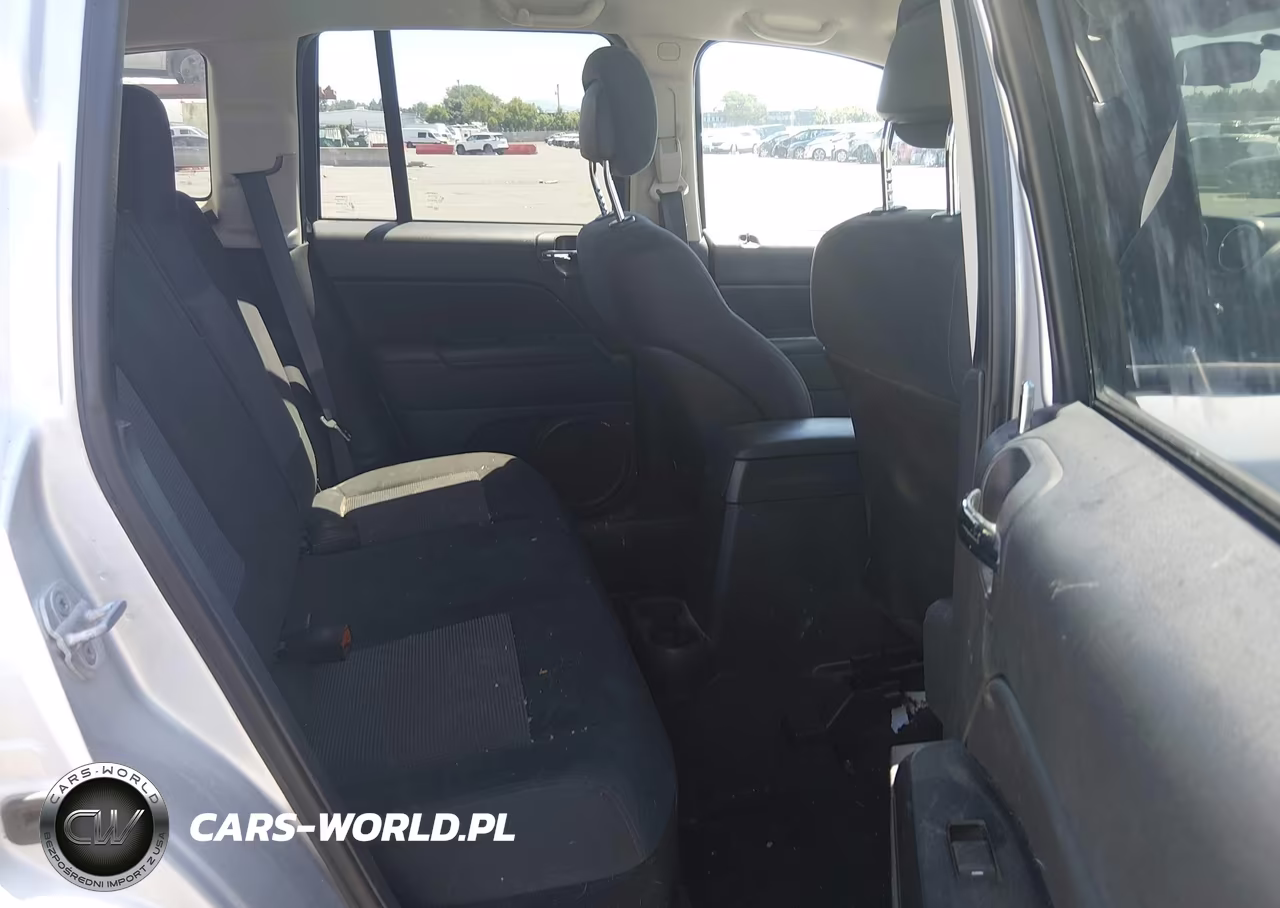 2012 Jeep Compass Sport VIN:1C4NJDBB3CD705686 - 8