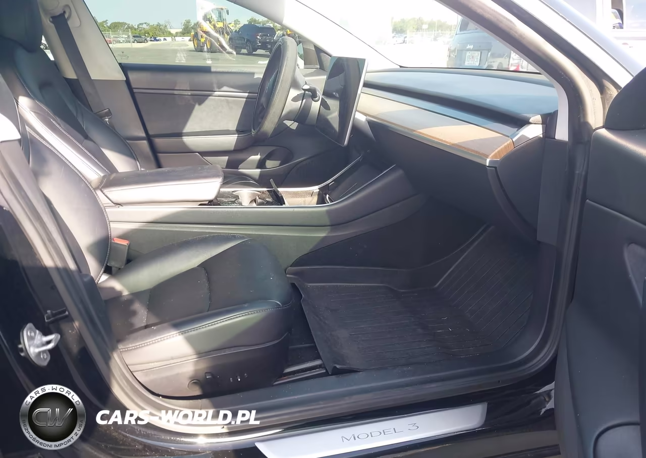 2020 Tesla Model 3 Long Range Dual Motor All-Wheel Drive VIN:5YJ3E1EB4LF790827 - 5