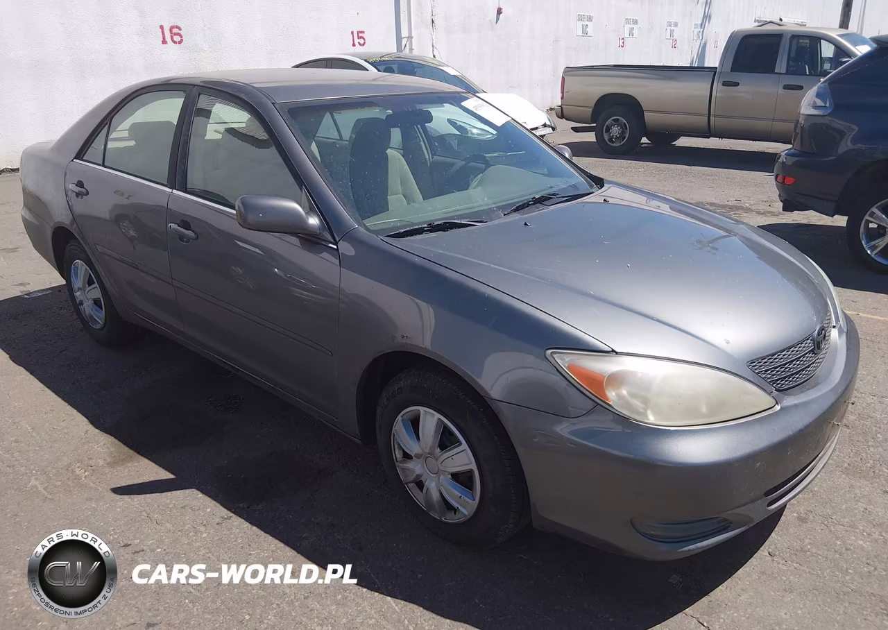 2004 Toyota Camry Le – zdjęcie 1 z 12