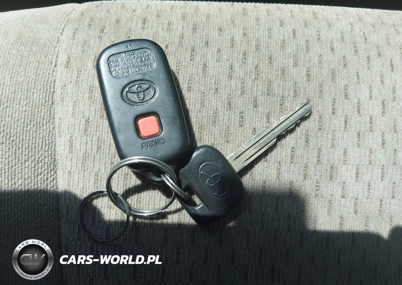 2004 Toyota Camry Le VIN:4T1BE32K94U922027 - 11
