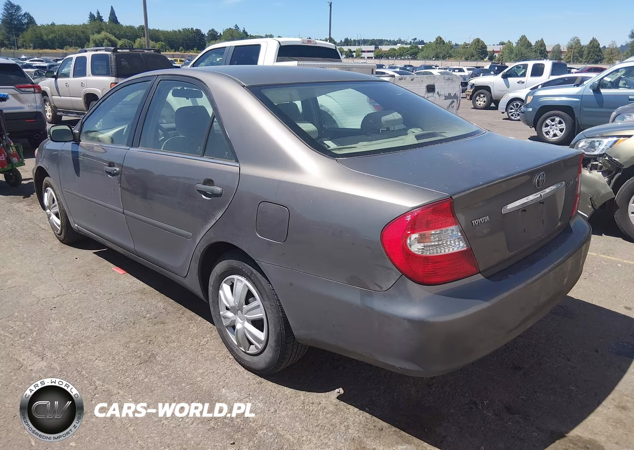 2004 Toyota Camry Le VIN:4T1BE32K94U922027 - 3