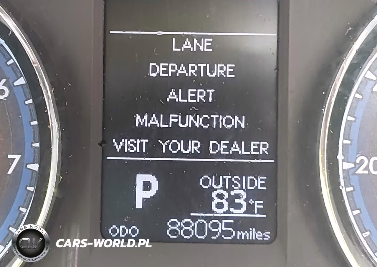 2018 Toyota Corolla Le VIN:2T1BURHE5JC106713 - 16