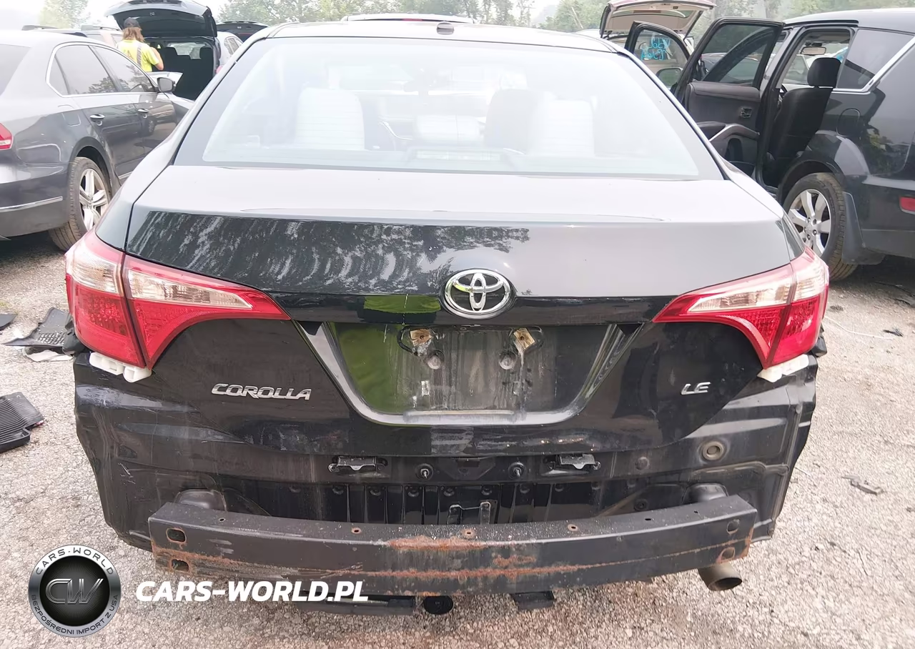 2018 Toyota Corolla Le VIN:2T1BURHE5JC106713 - 17