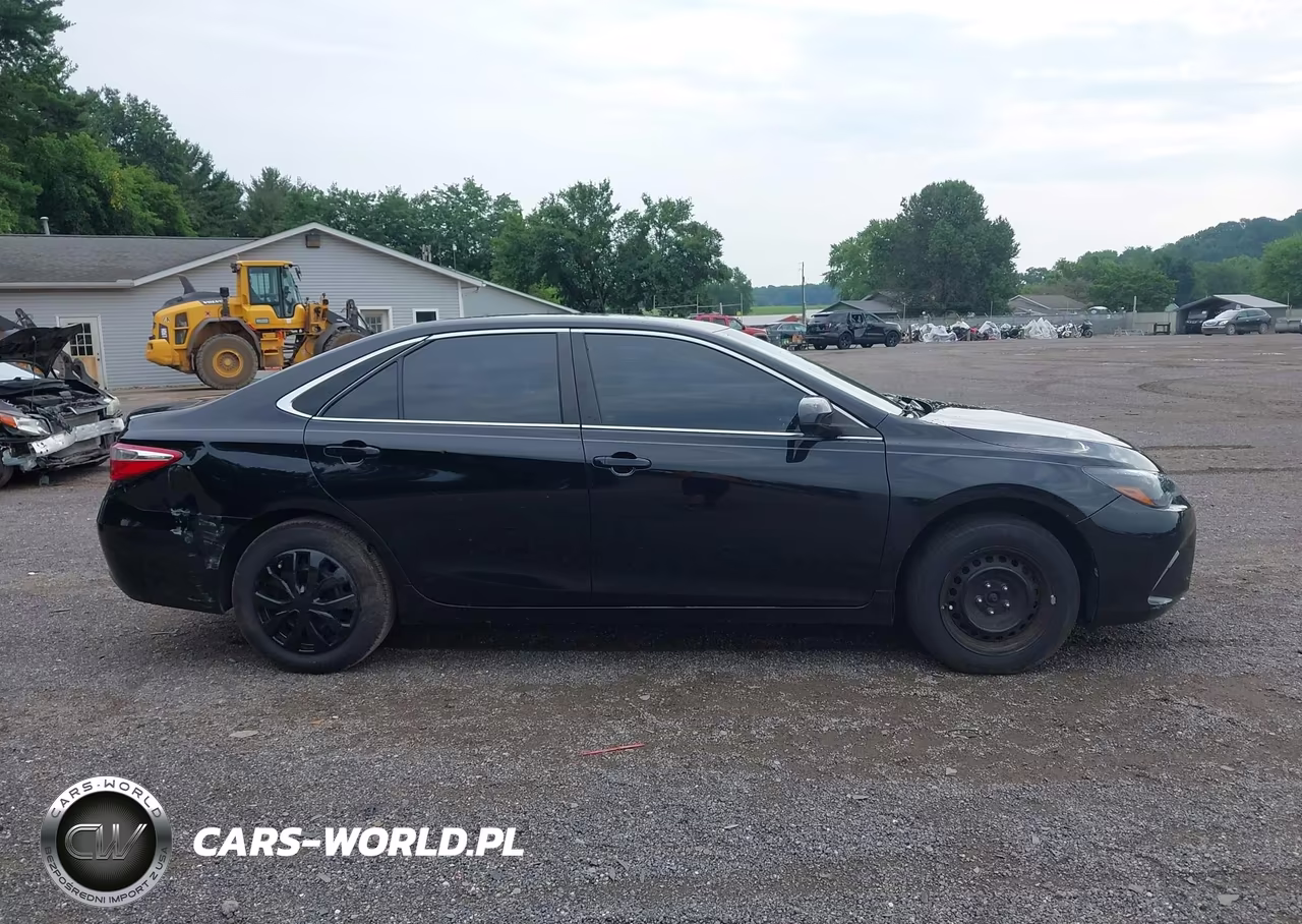 2017 Toyota Camry Le VIN:4T1BF1FK3HU682409 - 13
