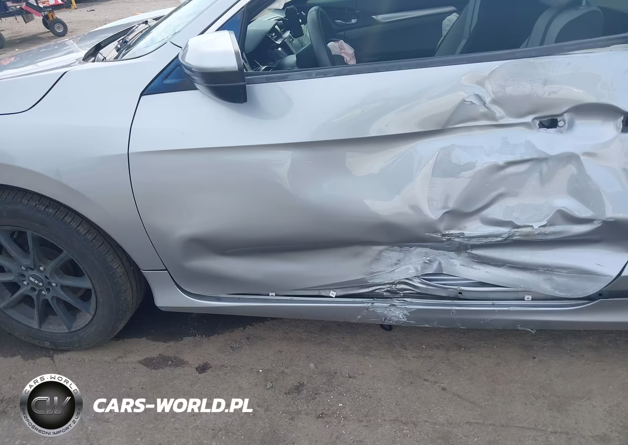 2017 Honda Civic Lx VIN:2HGFC4B5XHH308917 - 6