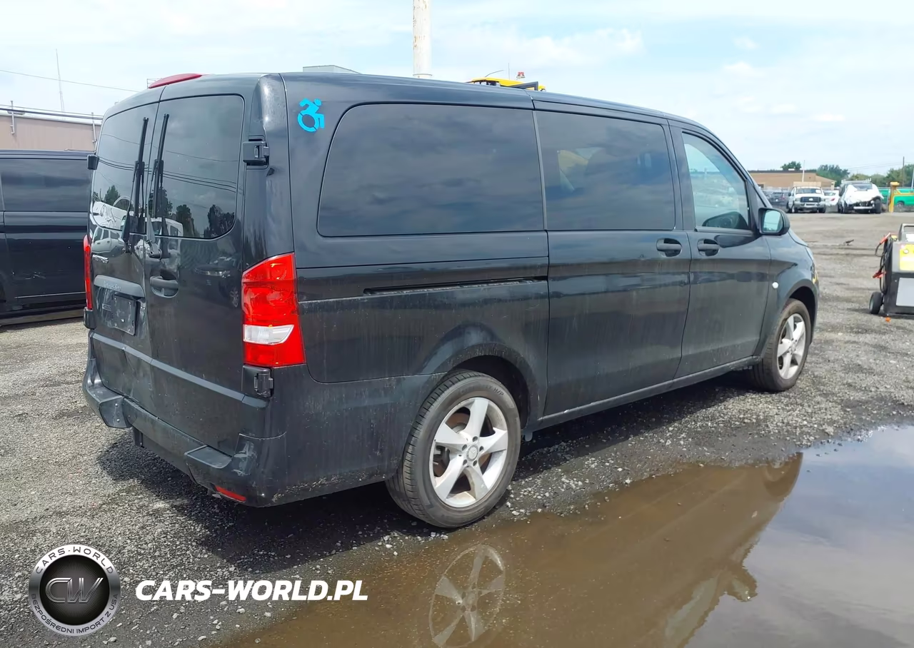 2018 Mercedes-Benz Metris VIN:WD4PG2EE1J3392647 - 4