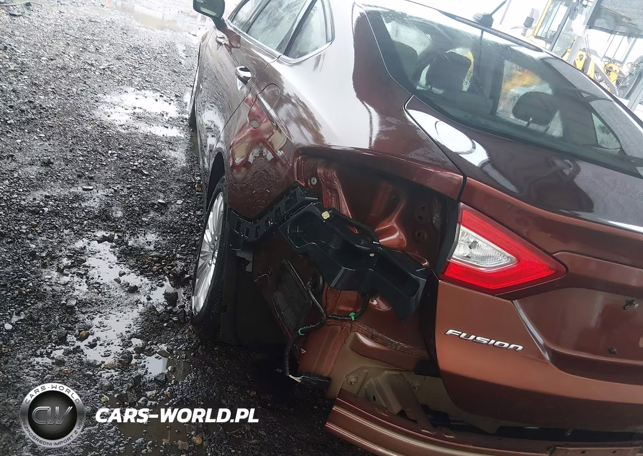 2016 Ford Fusion S Hybrid VIN:3FA6P0UU4GR227078 - 18