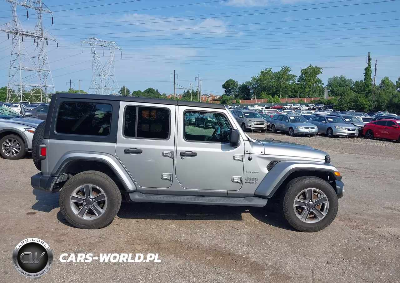 2020 Jeep Wrangler Unlimited Sahara 4X4 VIN:1C4HJXEN6LW213856 - 13