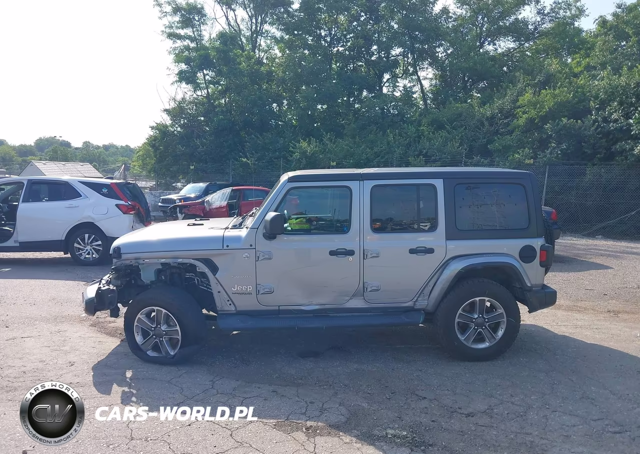 2020 Jeep Wrangler Unlimited Sahara 4X4 VIN:1C4HJXEN6LW213856 - 14