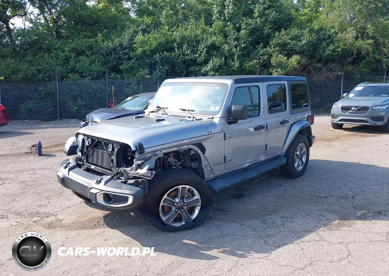 2020 Jeep Wrangler Unlimited Sahara 4X4 VIN:1C4HJXEN6LW213856 - 18