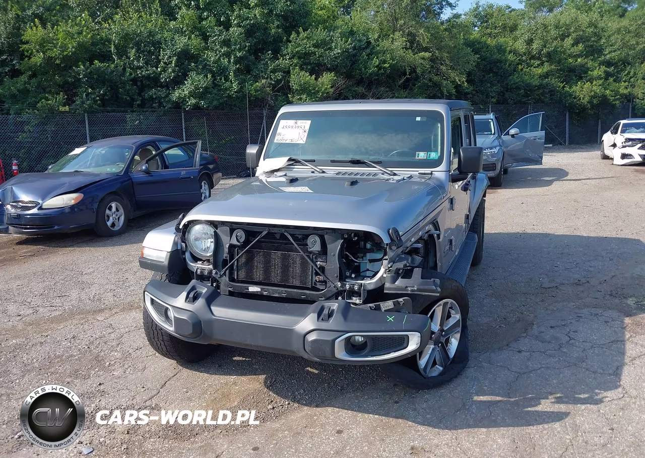 2020 Jeep Wrangler Unlimited Sahara 4X4 VIN:1C4HJXEN6LW213856 - 19